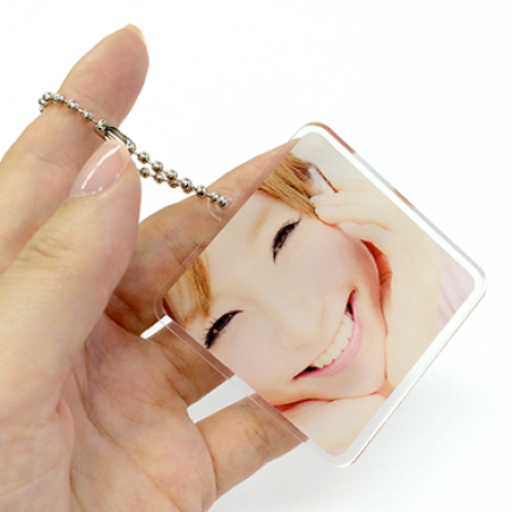 アクリルキーホルダー(6cm)にプリント |